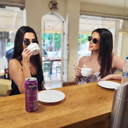 호텔 зонарита