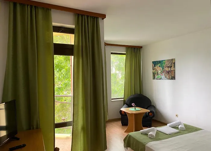 зонарита 2* Πριμόρσκο